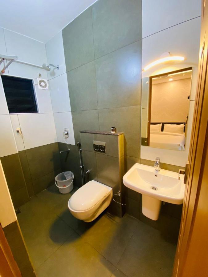 Kochi Hotel Nujoom Rooms & Apartments מראה חיצוני תמונה