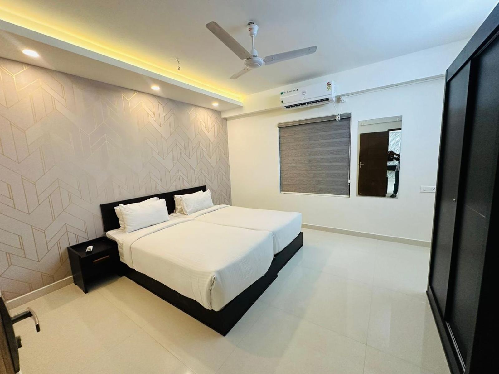 Kochi Hotel Nujoom Rooms & Apartments מראה חיצוני תמונה